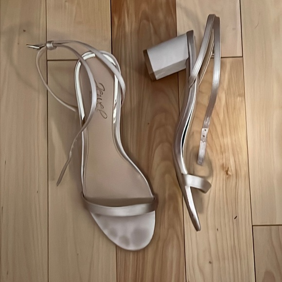 Jewel Badgley Mischka Danni II Ankle Strap Sandal - Picture 3 of 3